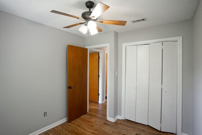 Building Photo - 2398 Winston Way