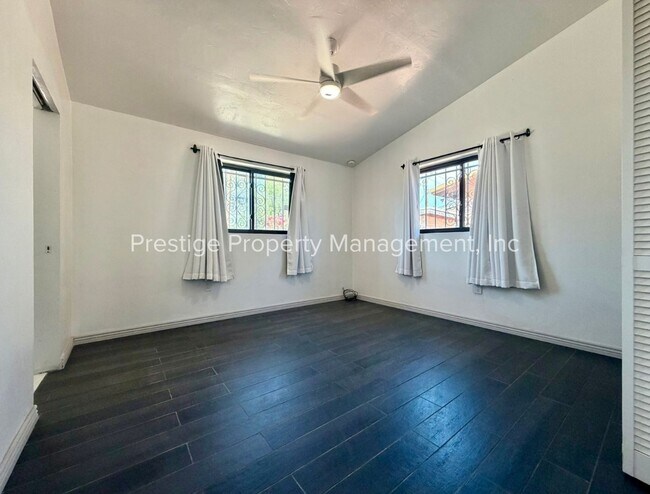 Building Photo - 3407 East 5th Street