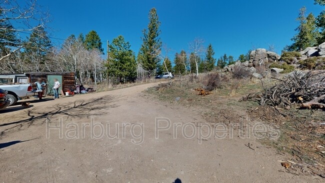 Building Photo - 3322 Ridge Rd