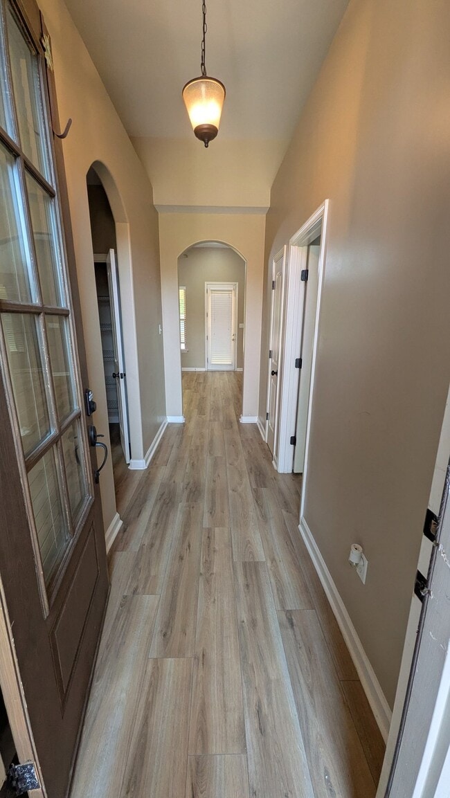 Building Photo - 7571 Bevy Ridge Cove