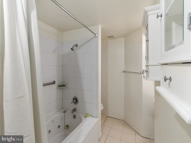 Building Photo - 18 Ivy Oak Ct