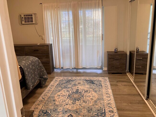 Building Photo - 130 Northampton G