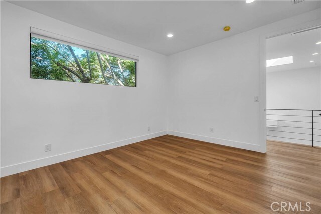 Building Photo - 1531 Wellesley Ave