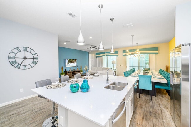 Building Photo - 2567 Shanti Dr