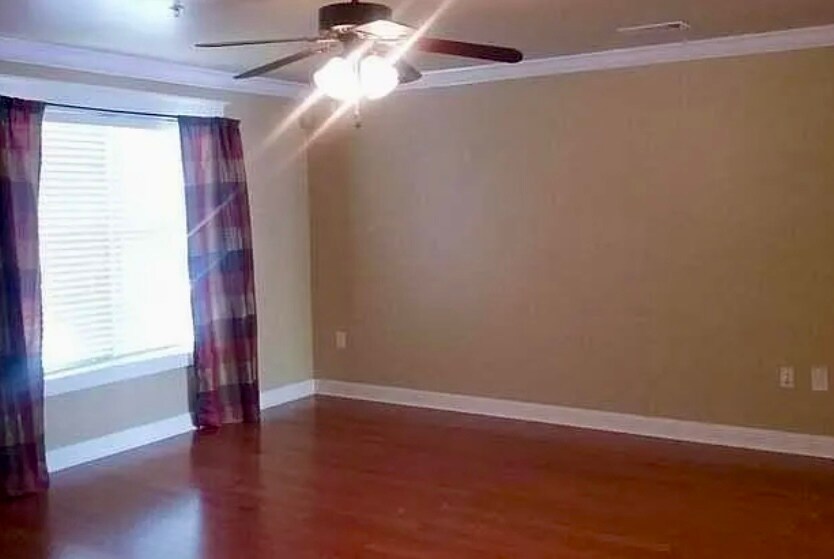 Building Photo - 1105 Tree Top Way