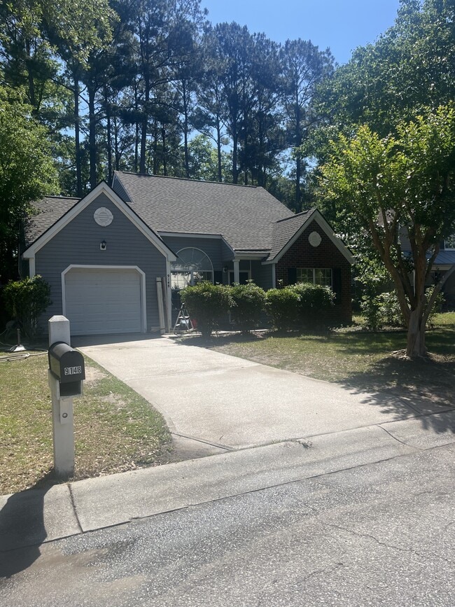 Building Photo - 9148 Fieldstone Trace