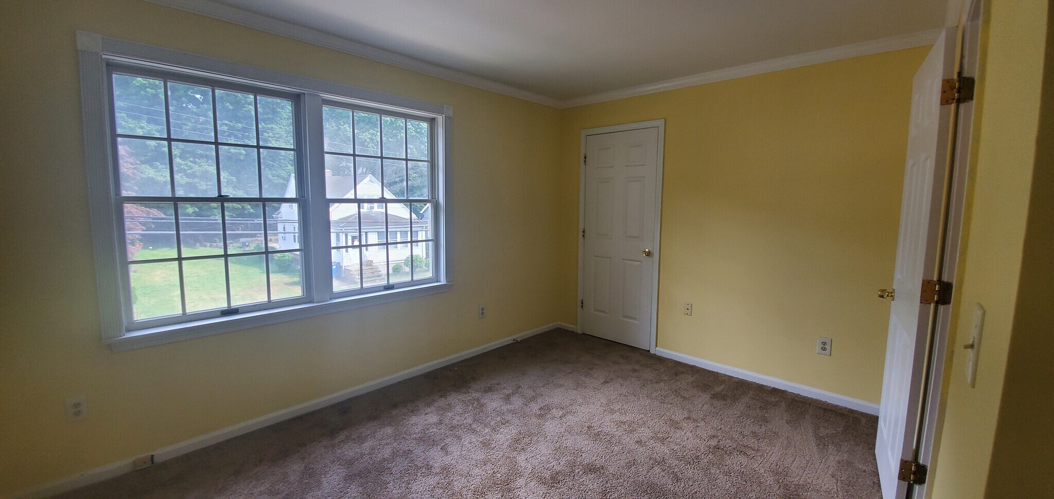 Building Photo - 22 Chamberlain St