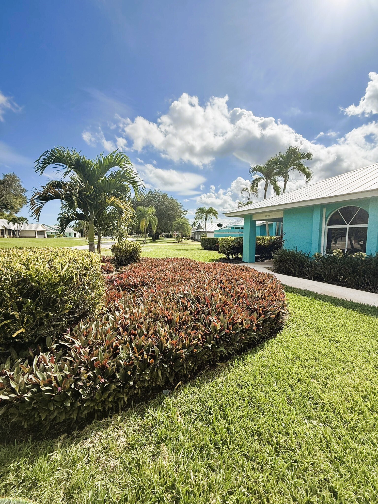 Building Photo - 1998 NE Ginger Ter