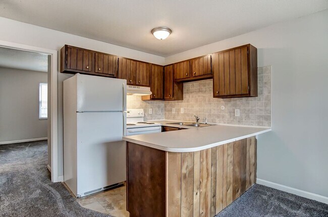 Building Photo - Let Us Be The Reason You Lease Your Home