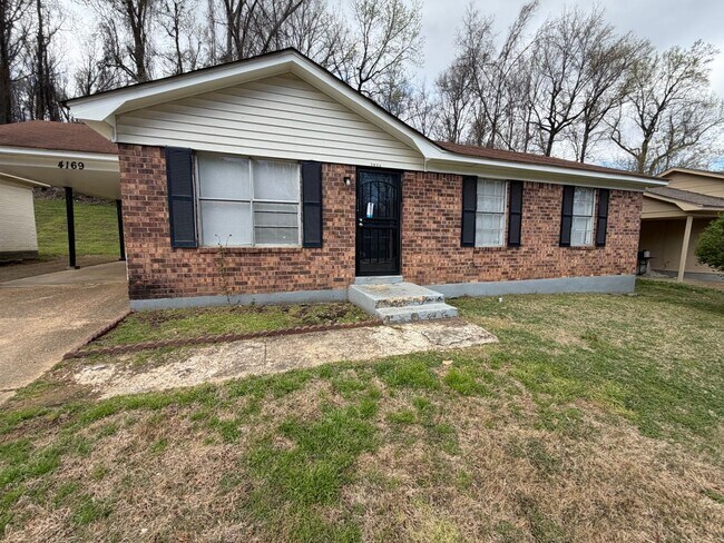 Building Photo - 4169 Double Tree St