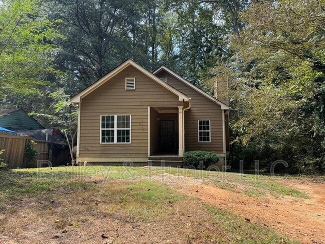 Primary Photo - 850 Woods Dr NW