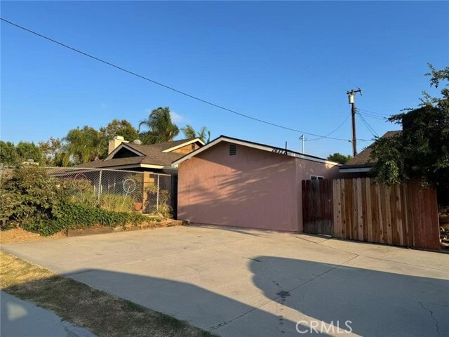 Primary Photo - 2032 Victoria Dr