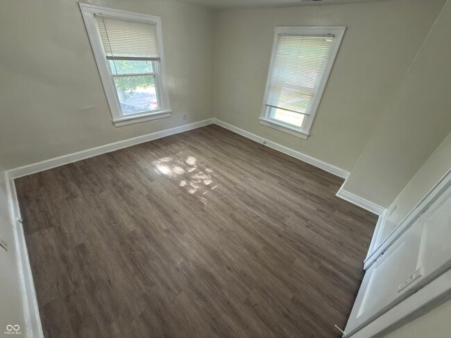 Building Photo - 4040 N College Ave