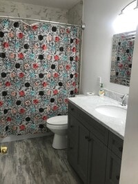 Building Photo - ** CUTE 2/1.5 CONDO IN FARFIELD OAKS **