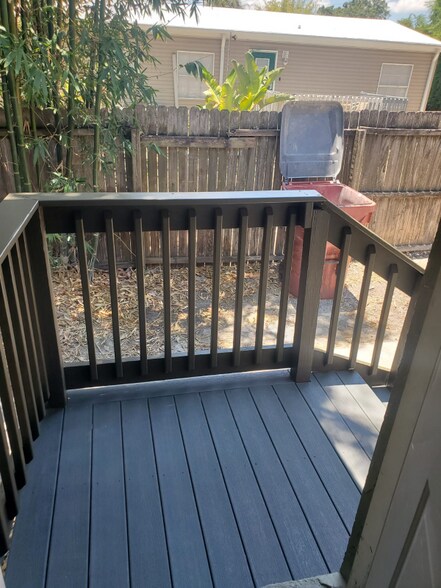 Building Photo - 15149 Westminister Ave