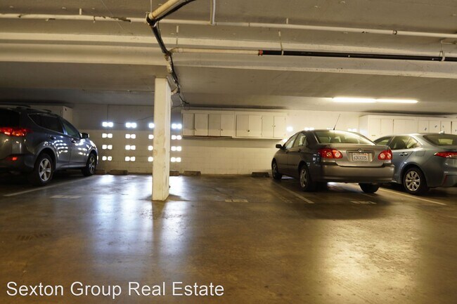 Building Photo - 2 br, 1 bath House - 2 Panoramic Way Apt 202