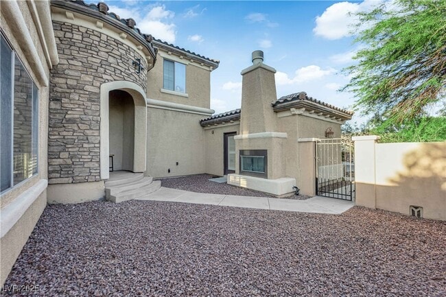 Building Photo - 10057 Portula Valley St
