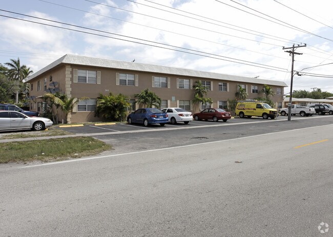 Building Photo - 295-395 SW 15th St