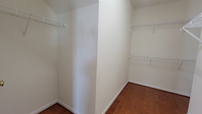 Building Photo - Lovely Home in The Villages at Powhatan