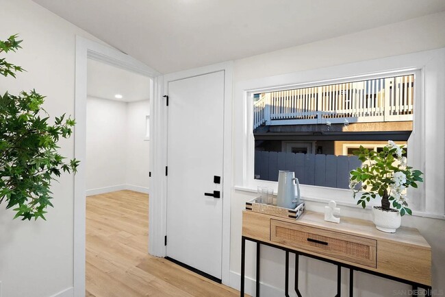 Building Photo - Beautiful Modern Home in the heart of North Park/Hillcrest/University Heights