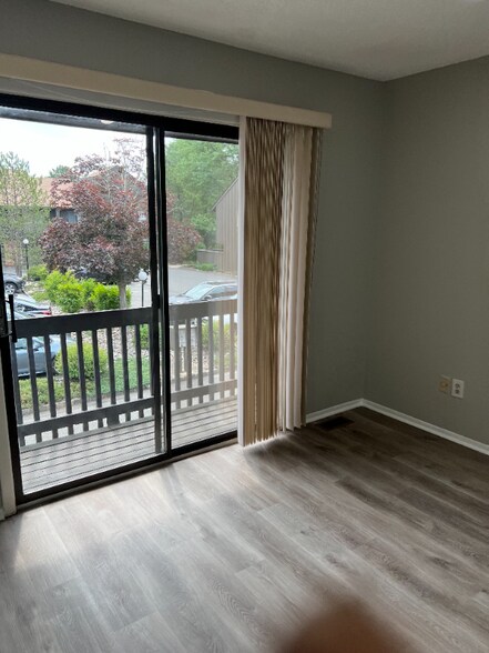 Building Photo - 999 Westgate Dr