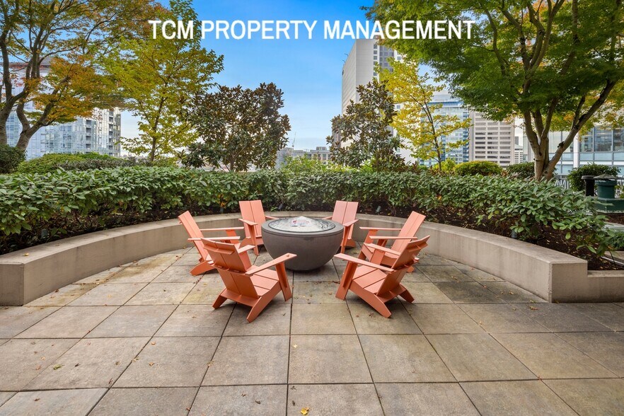 Building Photo - 819 Virginia St