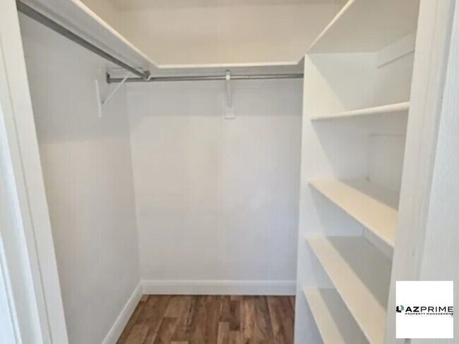 Building Photo - Apartment in Hildale available