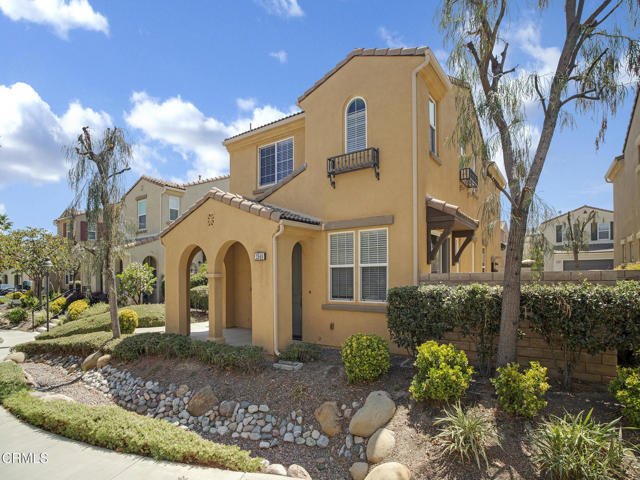 Building Photo - 2949 Palmera Ln