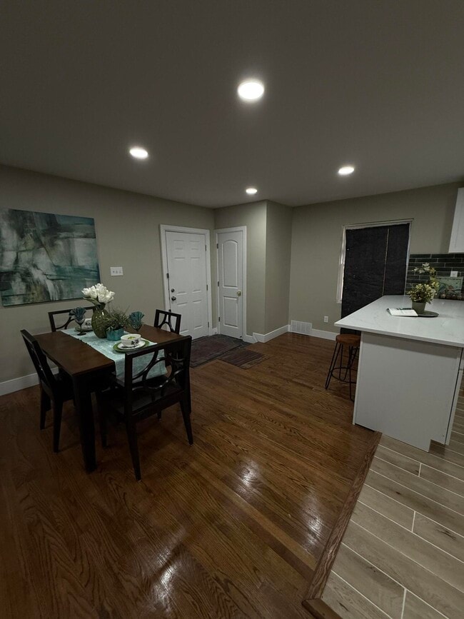 Building Photo - 16540 Marlowe St