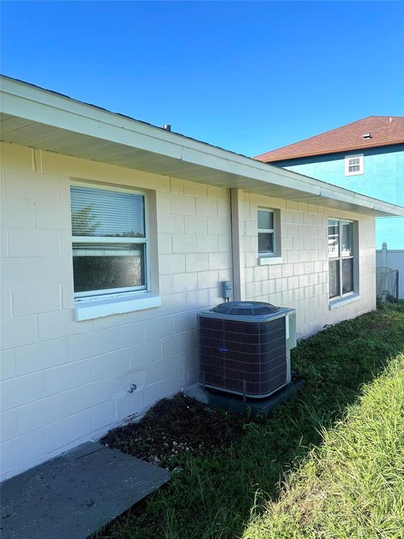 Building Photo - 136 Birmingham Dr