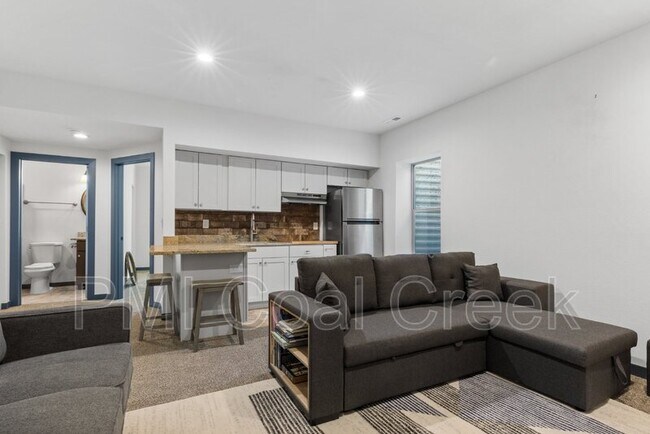 Building Photo - 145 Rudolph Ranch Road