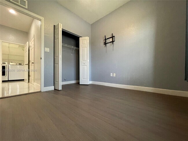 Building Photo - 10973 SW 236th Terrace