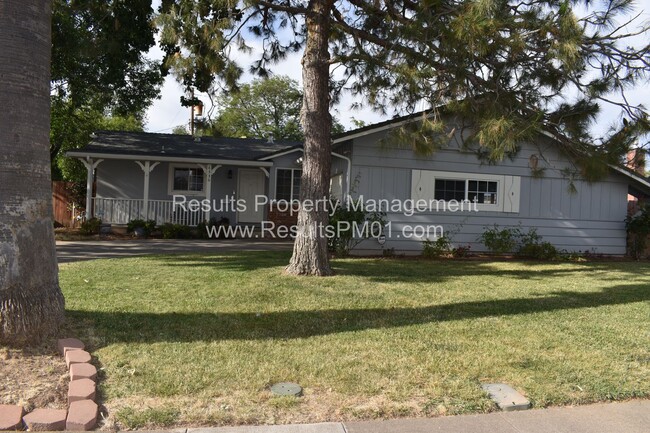 Primary Photo - Adorable 4 bedroom in Citrus Heights! Comi...