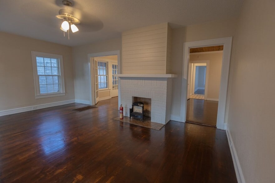 Building Photo - 2714 Morrow Ave