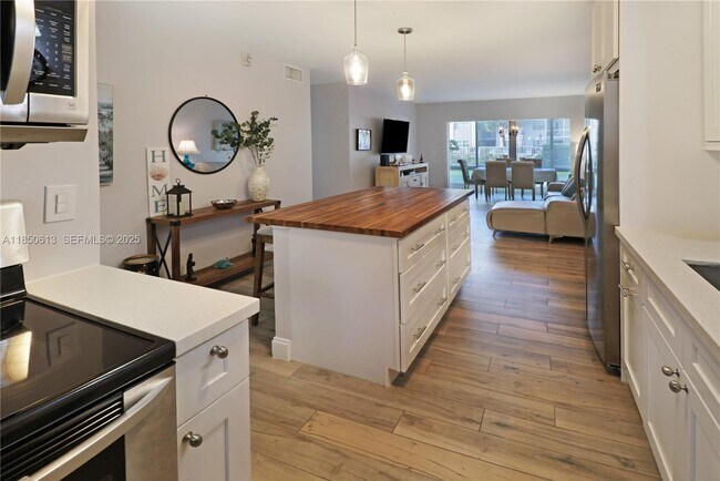 Building Photo - 5601 NW 2nd Ave