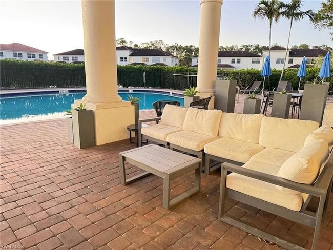 Building Photo - 7005 Romana Way