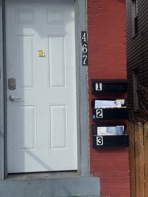 Building Photo - 467 N Evans St