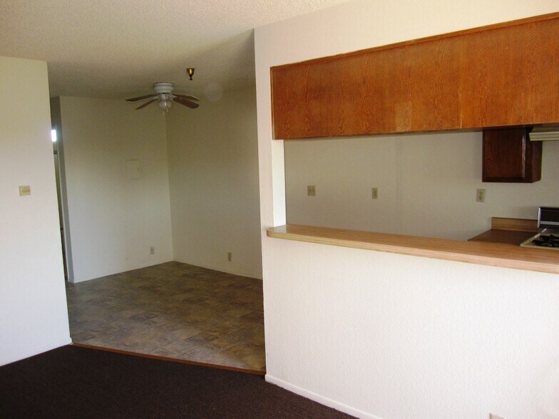 Building Photo - 13407 Kornblum Ave