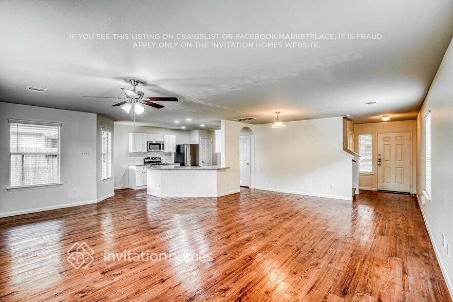 Building Photo - 18747 Dennington Dr
