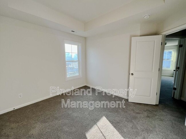 Building Photo - 181 Springhaven Dr