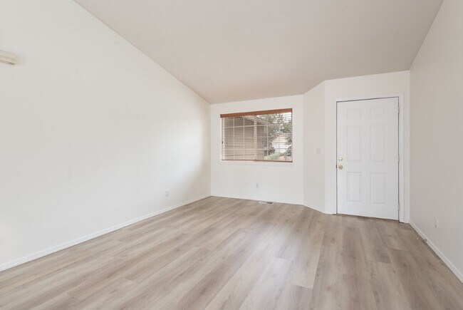 Building Photo - 63251 Gallop Ct