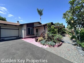 Building Photo - Remodeled single-level home in Peacock Hills (55+ Community)