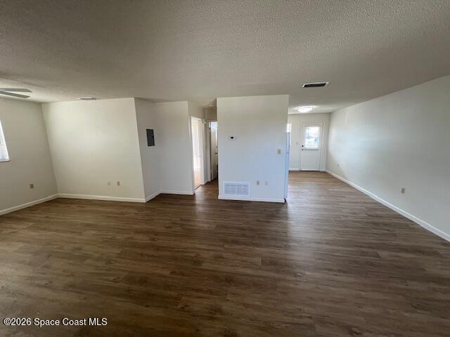 Building Photo - 442 Magnolia Ave