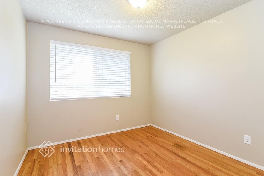 Building Photo - 11717 SE 165th St