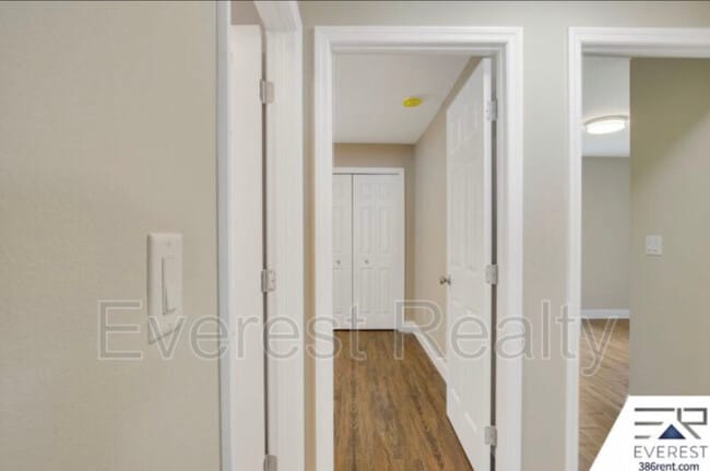 Building Photo - 92 Rickenbacker Dr