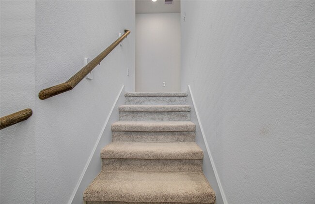 Building Photo - 21575 Carosella Dr