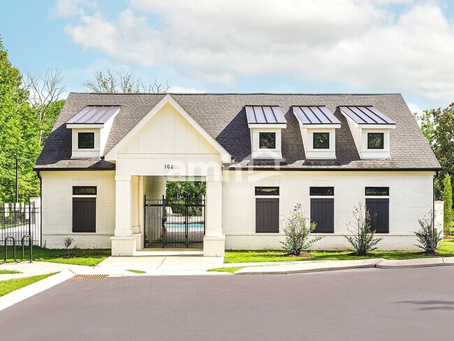 Building Photo - 238 Marin Dr