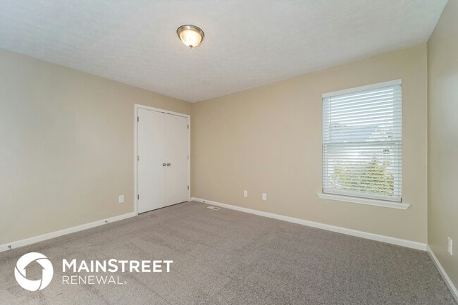 Building Photo - 4301 Willowview Blvd