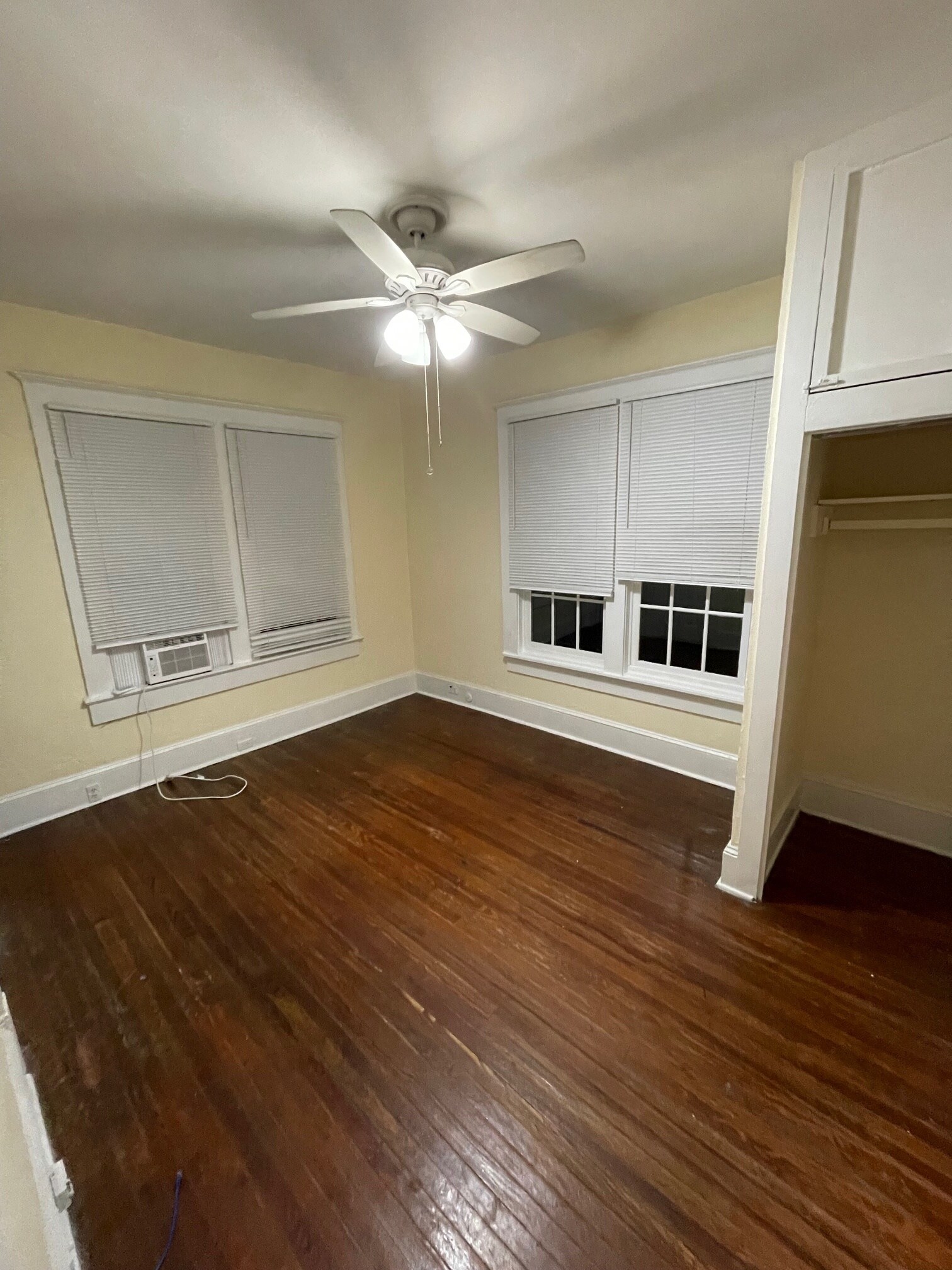 Building Photo - 2136 Park St