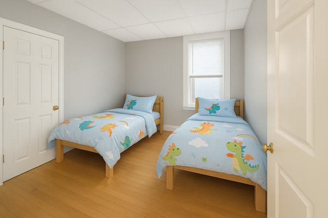 Building Photo - Large 2 Bed Lower Unit with Appliances & Garage Space!